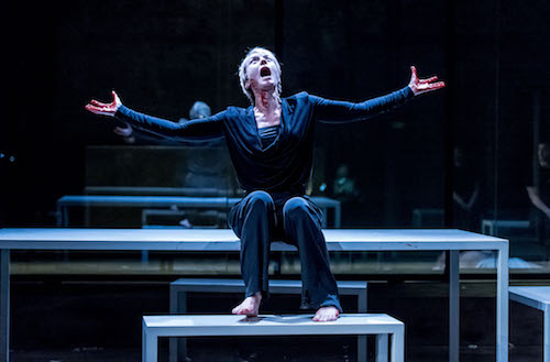 Lia Williams in Oresteia (c) Manuel Harlan
