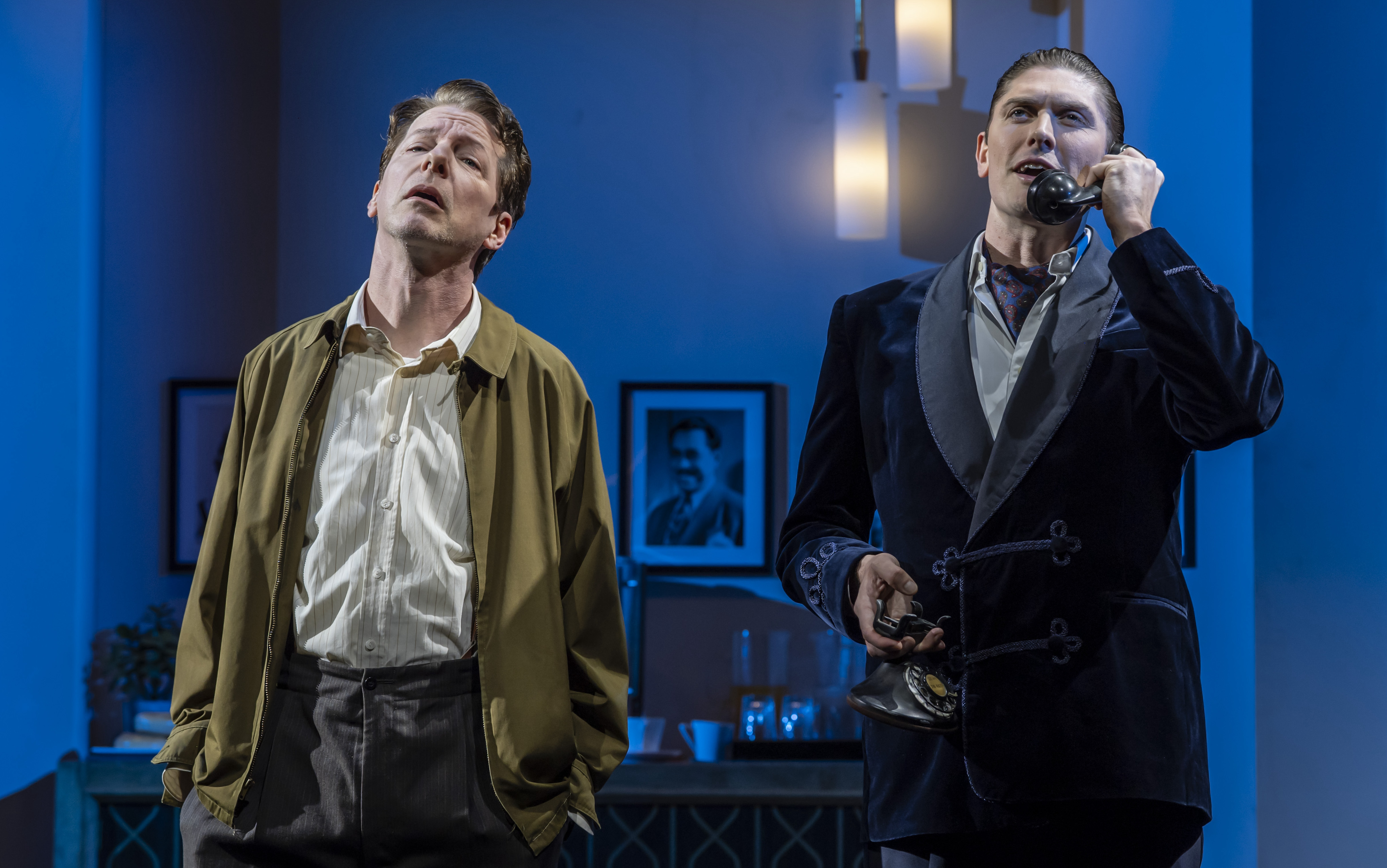 Sean Hayes as Oscar Levant, David Burnett as George Gershwin in Goodnight, Oscar