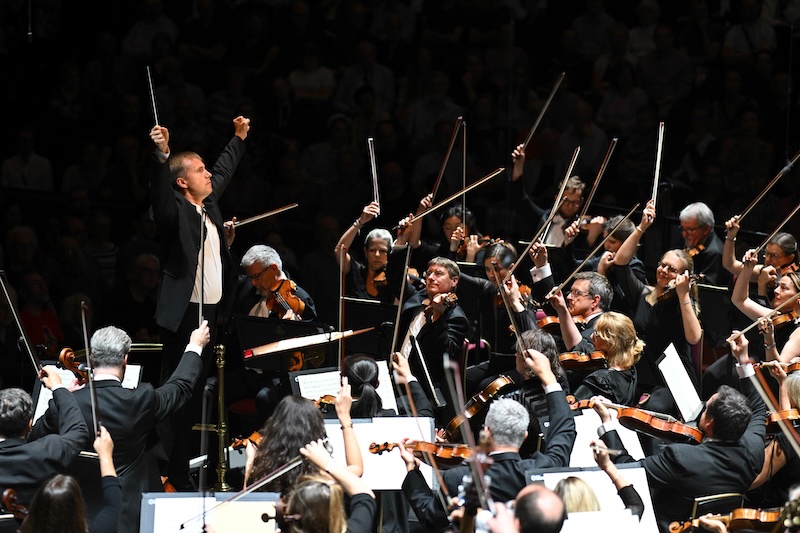 Vassily Petrenko conducts the RPO