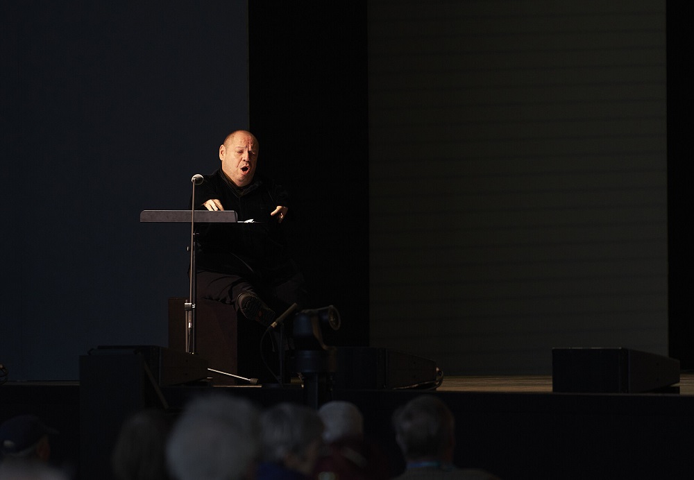 Thomas Quasthoff as the Major Domo in Ariadne auf Naxos