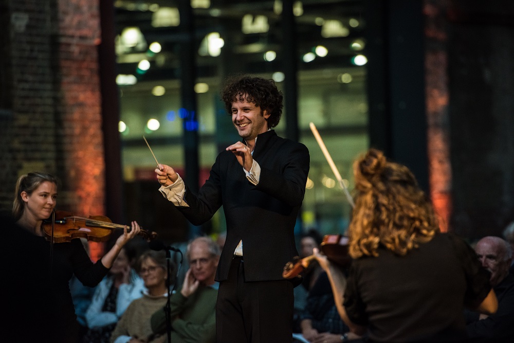 Nicholas Collon conducts Beethoven 7
