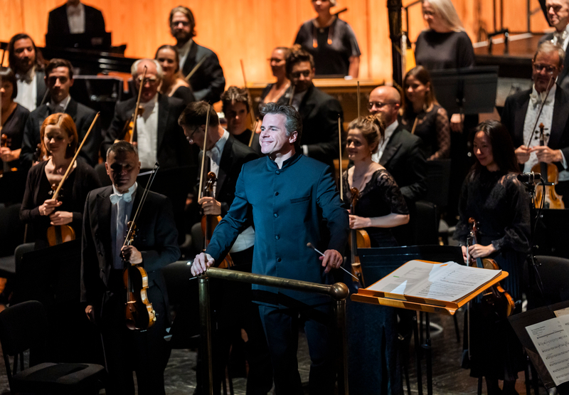 Jakub Hrusa and the Royal Opera Orchestra