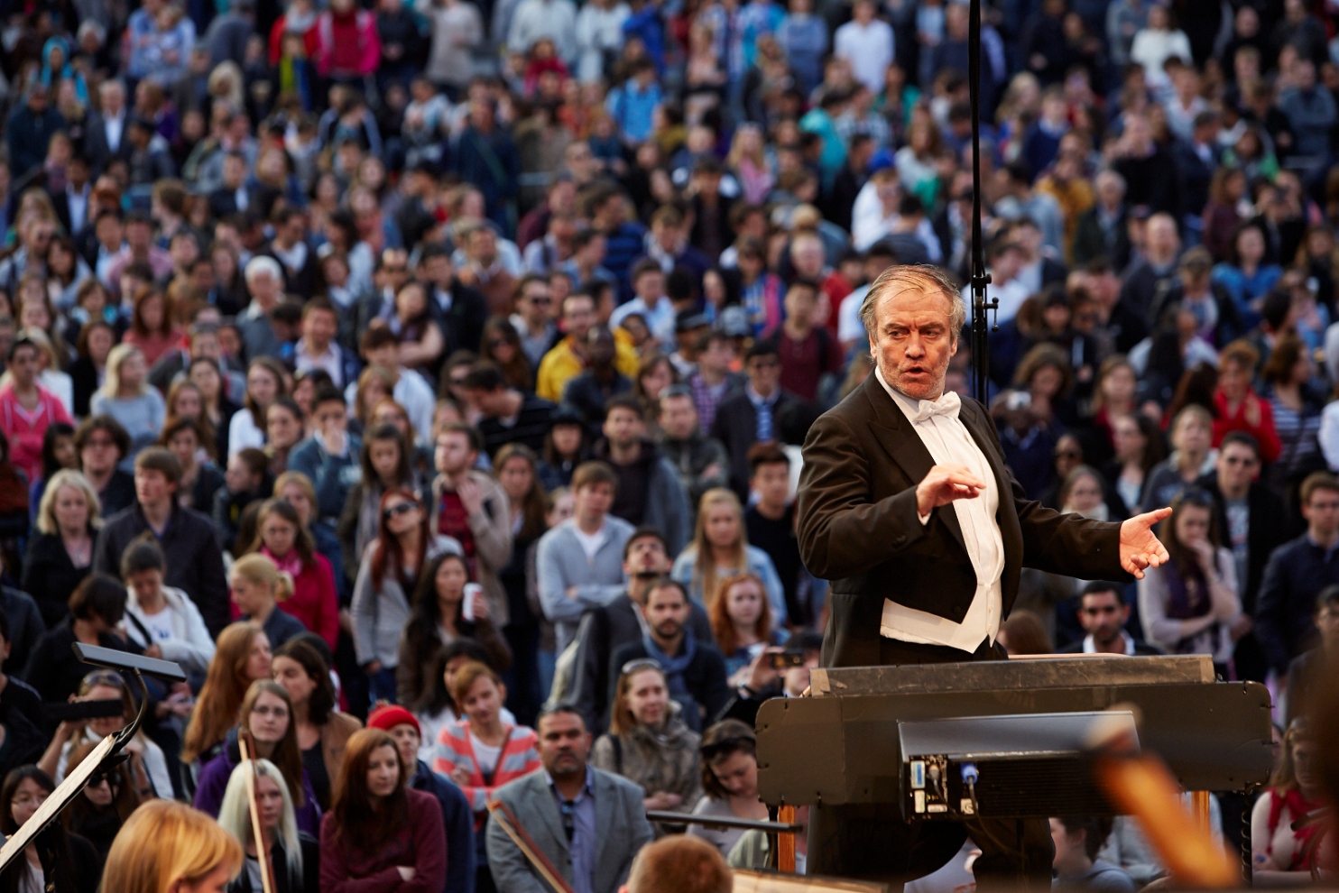 Gergiev conducting the LSO in Trafalgar Square