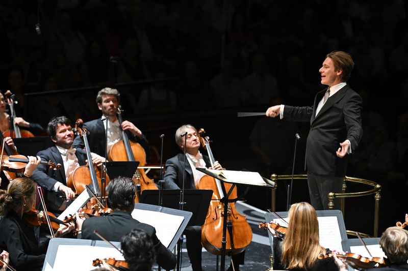 Klaus Makela and the Royal Concertgebouw Orchestra at the Proms