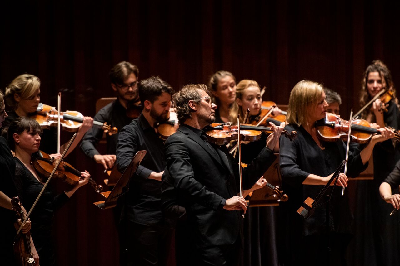 Richard Tognetti and ACO/Guildhall strings