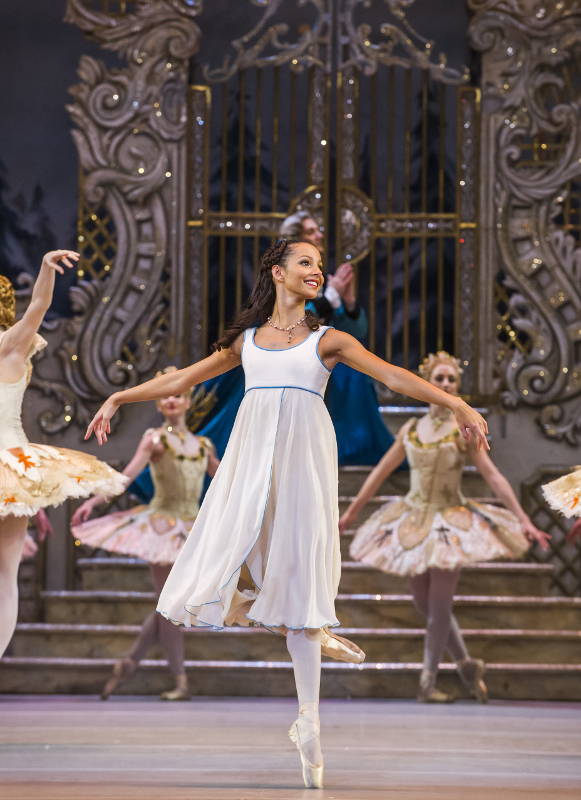 Francesca Hayward as Clara in Peter's Wright's Nutcracker at the Royal Ballet. Photo by Tristram Kenton.