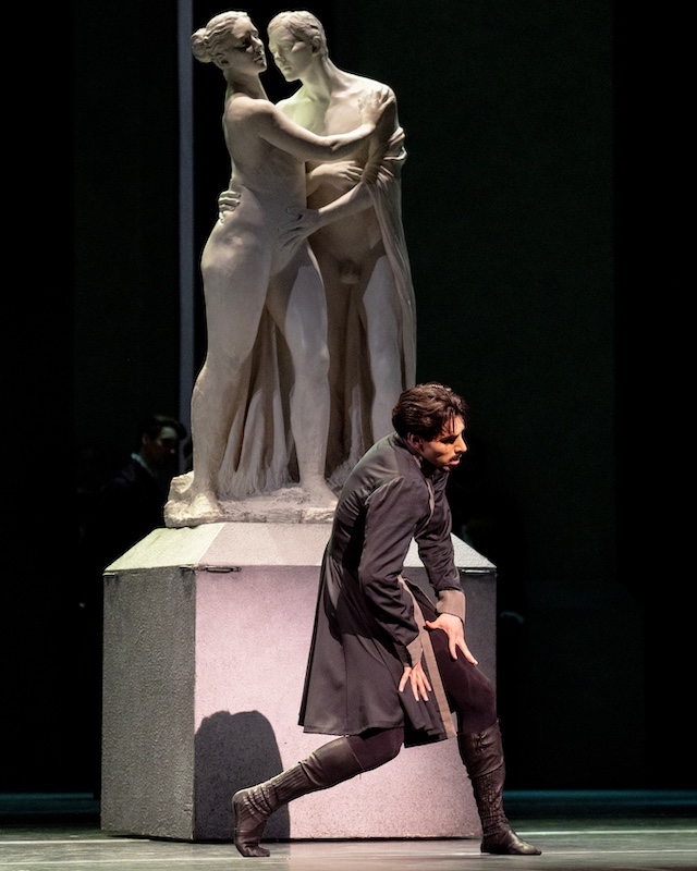 Cesar Corrales as Leontes