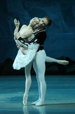 Swan_Vishneva_Kolb_NRazina