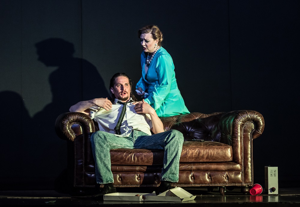 Jennifer Davis and Gyula Nagy in Don Giovanni