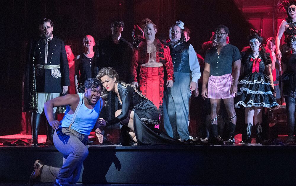 Scene from ENO Traviata