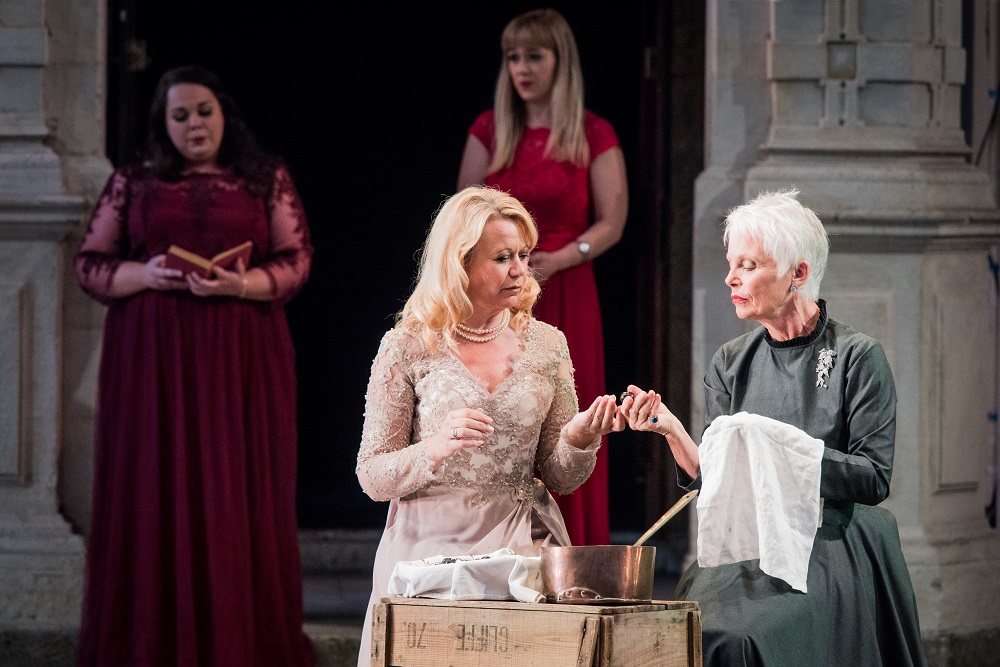 Scene from Eugene Onegin in SWAP'ra Gala