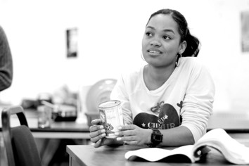 Tahirah_Sharif_Amber_in_rehearsal_for_Crawling_in_the_Dark_at_the_Almeida_Theatre._Photo_credit_Ludovic_des_Cognets