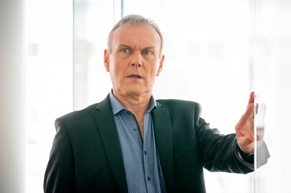 Anthony Head, Girlfriends, ITV